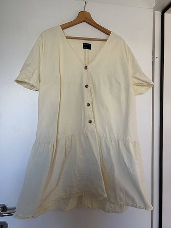 Asos Kleid Butter yellow