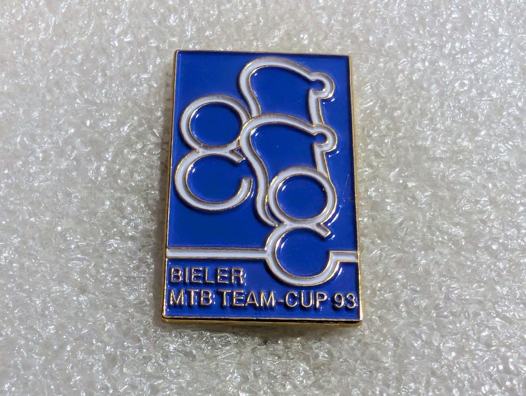 Placchette & Badge: Ansteckpin 204: Bieler MTB Team Cup – Usato da Oppligen venduto da Pin-Fall-Shop