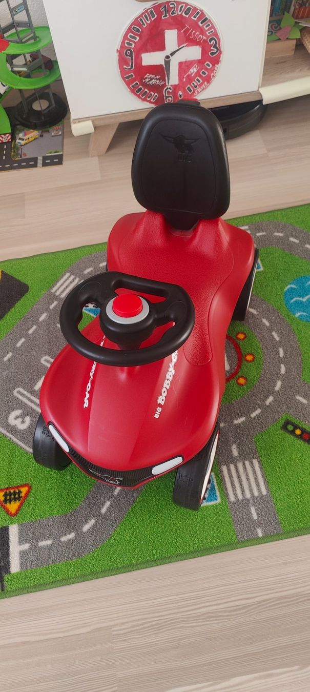 Fahrzeuge für Kinder: Big Bobby Car – Red, Like New! Backrest & Push Handle – Neu (gemäss Beschreibung) aus Zürich von giga82 2