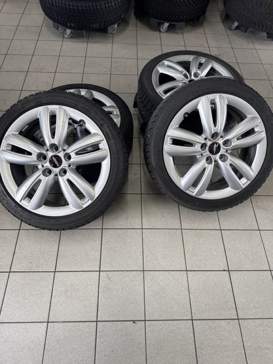 Pneumatici & Ruote complete: Mini cooper s Winterkompletträder – Usato da Oftringen venduto da lar_569b