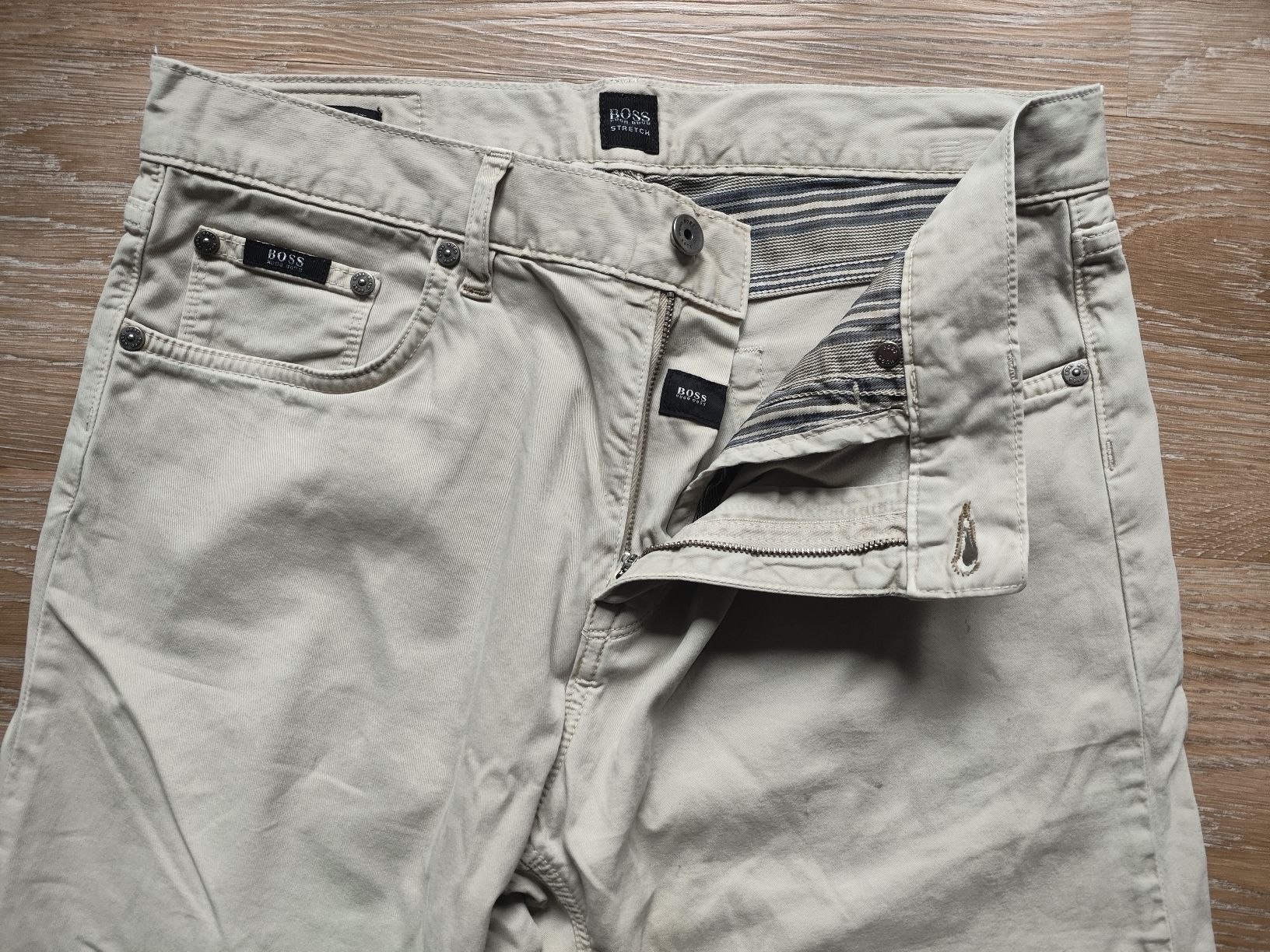 Hugo Boss Jeans: Hugo Boss Jean – Nuovo (secondo la descrizione) da Winterthur venduto da Ajcps 1