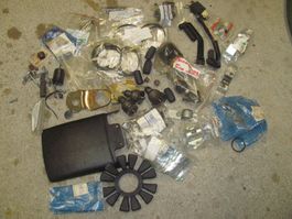 Lot VESPA PIAGGIO Teile viel Neuware
