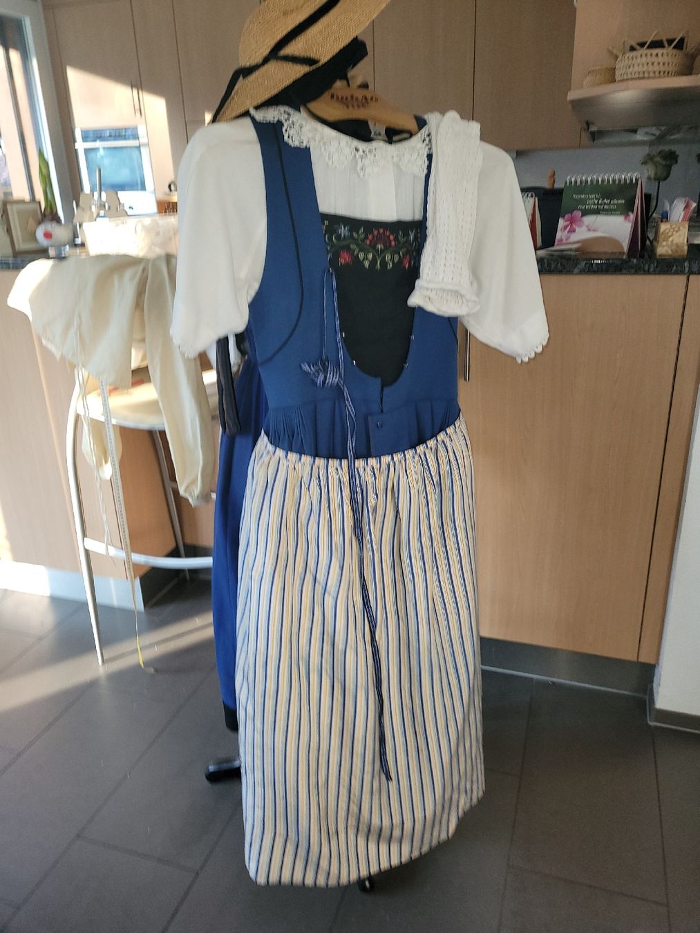 Costumi: Tracht Aargauer original – Nuovo (secondo la descrizione) da Tegerfelden venduto da Tiggerfreund