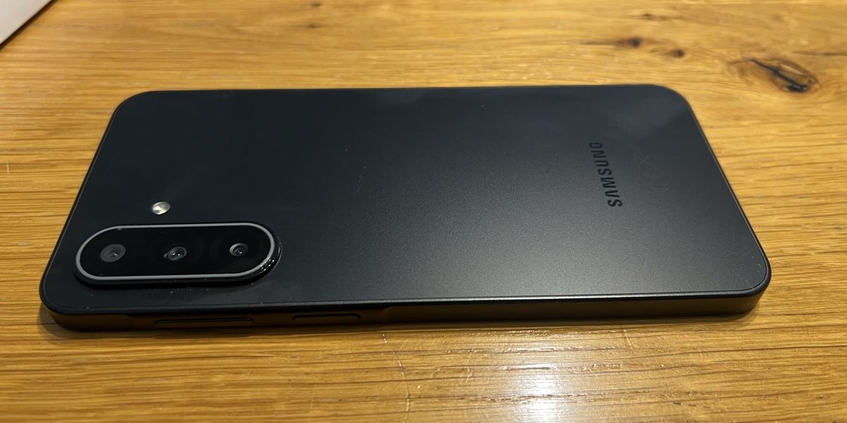 Samsung Telefoni cellulari / Smartphones: Handy/ Samsung Galaxy A17 5G – Usato da Ehrendingen venduto da nz9_y29p