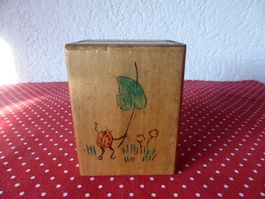 Alte herzige Holz Spardose Kässeli