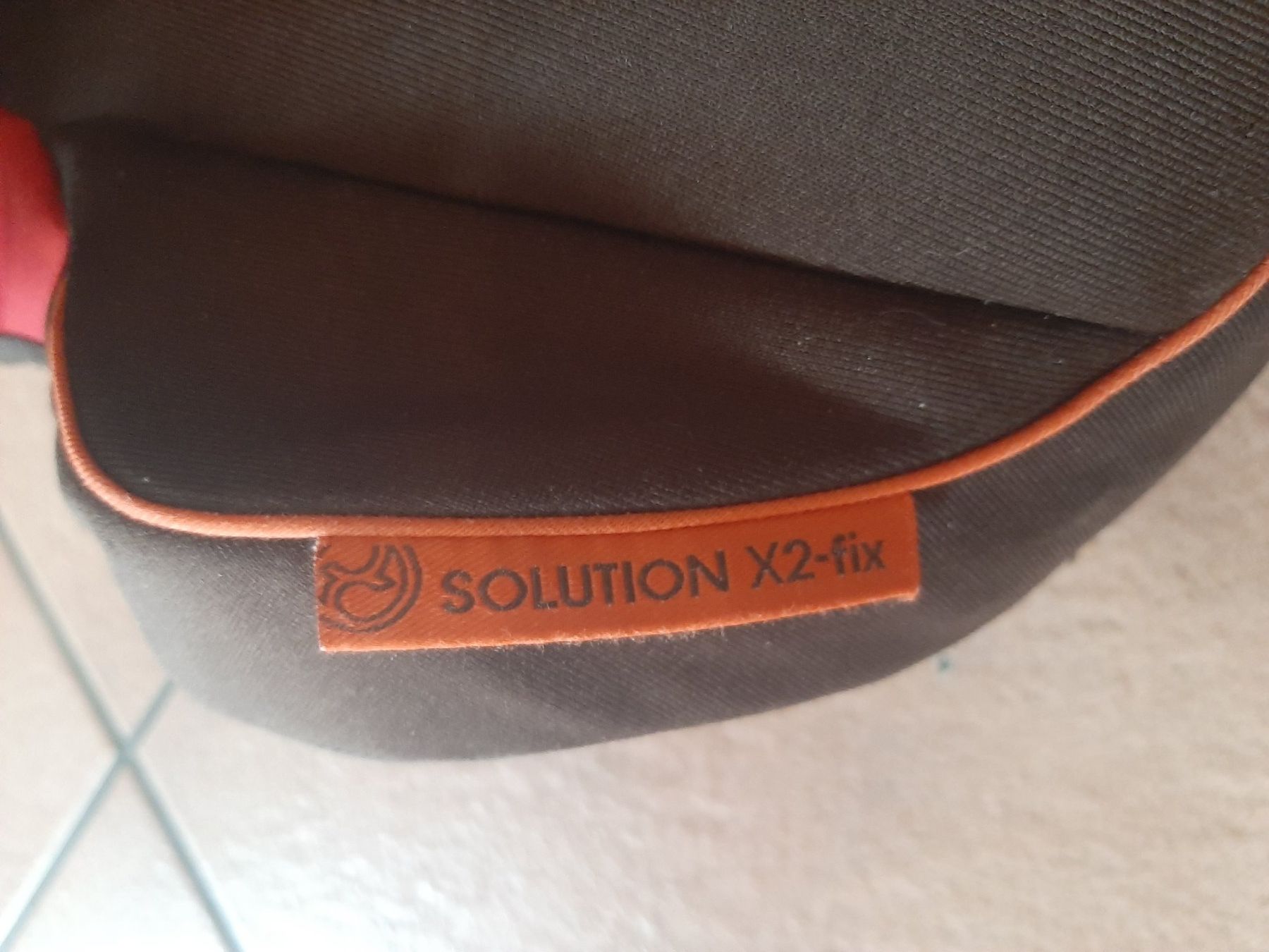 Cybex Seggiolini per auto: Kindersitz Cybex Solution X2-Fix, Braun – Usato da Schlattingen venduto da Kaska84 3