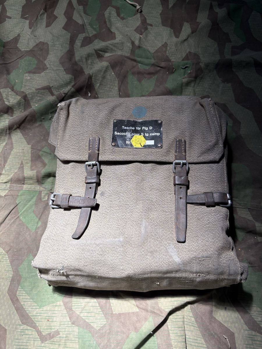 Schweizer Armee Borse: Schweizer Armee Tasche für Ftg D – Usato da Wil ZH venduto da El_Bicho