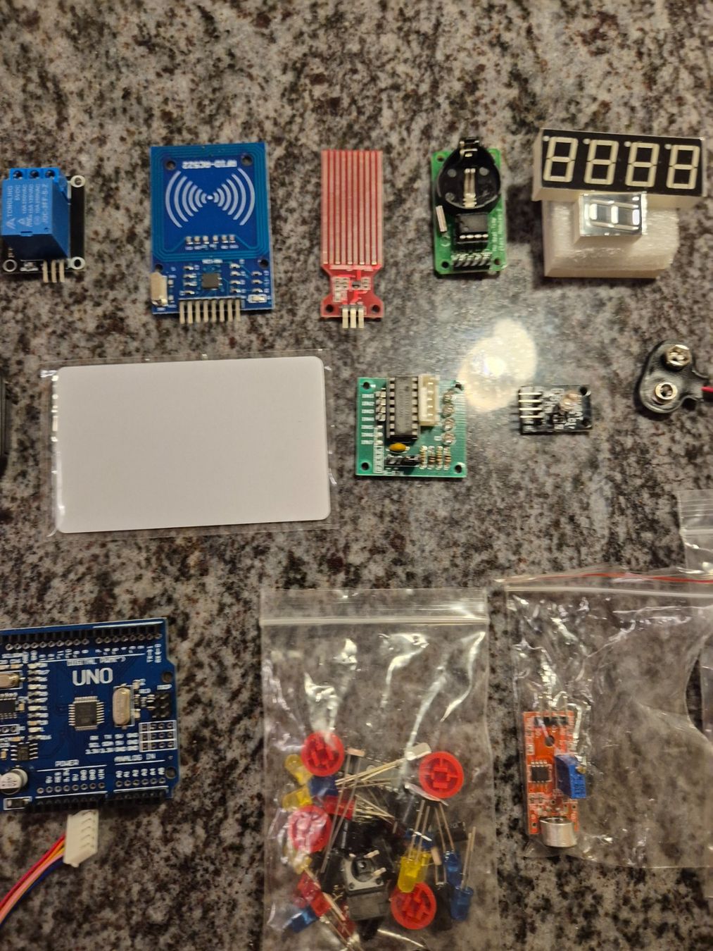 Arduino Composants électroniques: Starter Kit - Arduino – D'occasion à Jona par Tim_f2hy 4
