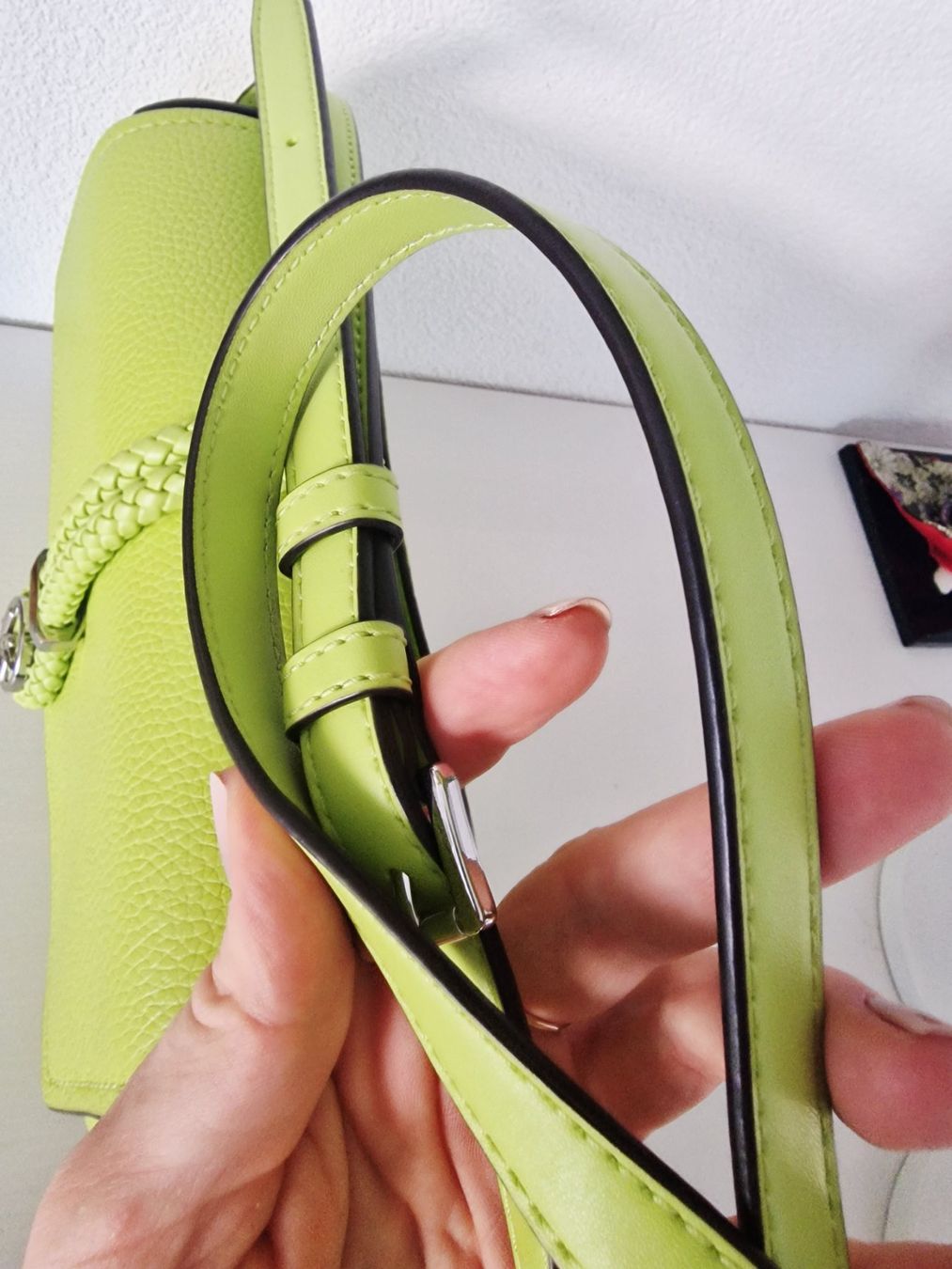 Michael Kors Taschen für Damen: Michael Kors Leder Umhängetasche – Gebraucht aus Münsingen von InnaN 4