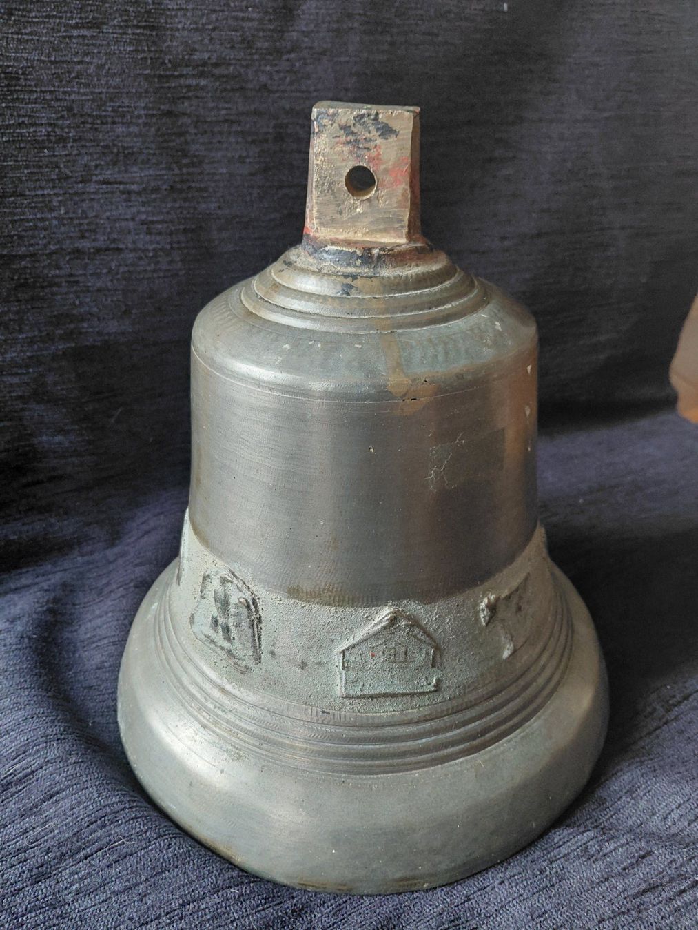 Cloches & sonnailles: Cloche bronze 12kilo375 – D'occasion à Genève par alex-broc 1