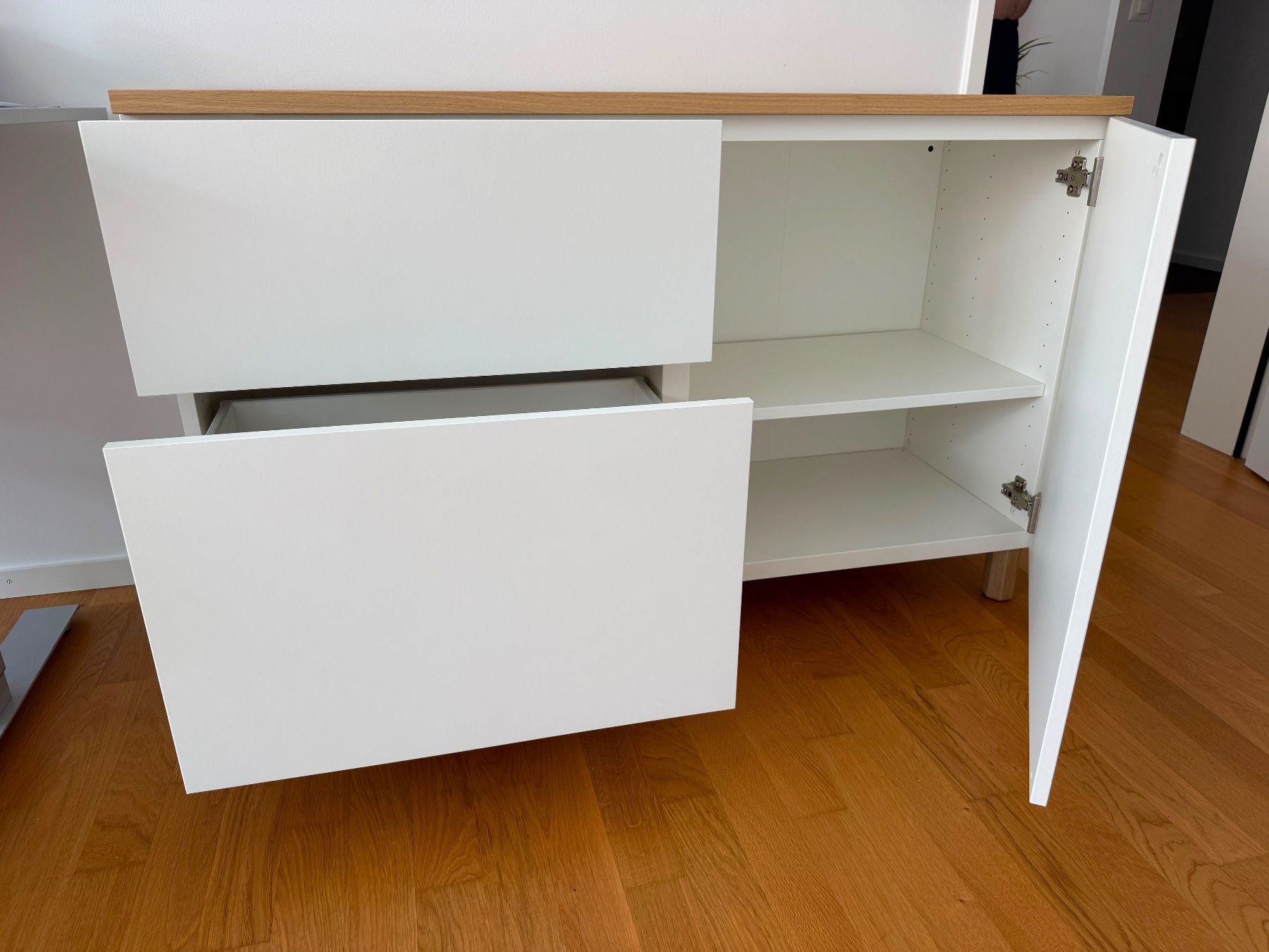 Ikea Regale: Besta Kommode – Gebraucht aus Luzern von Xpower13