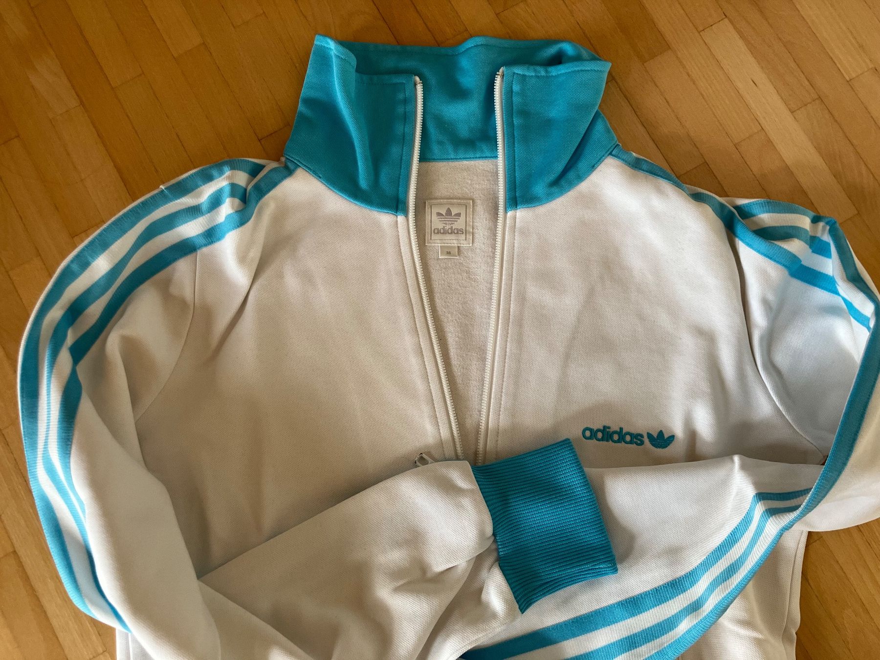Adidas Vestes: Adidas Trainerjacke Retro – D'occasion à Chur par steffeli04