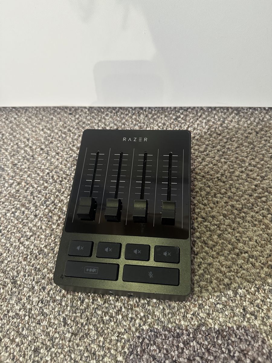 Razer Mischpulte: Razer Audio Mixer – Gebraucht aus Winterthur von dar_l6hy 1