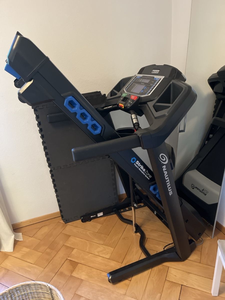 Nautilus Vélos d'appartement: Nautilus T626 Treadmill good condition – D'occasion à Zürich par lor_v6pq