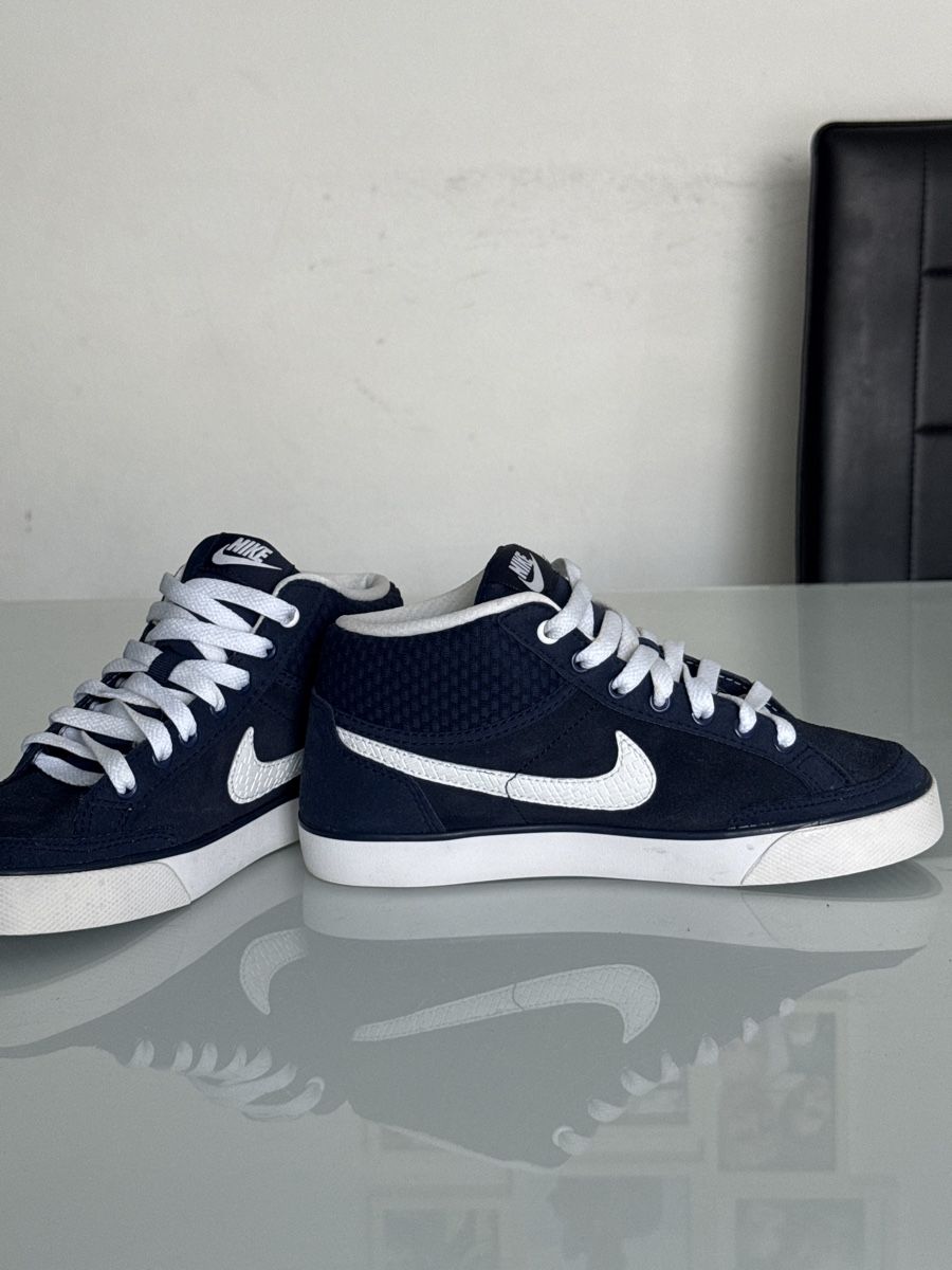 Nike Scarpe per ragazzi: Nike shoes – Nuovo (secondo la descrizione) da Thalwil venduto da perulina 5