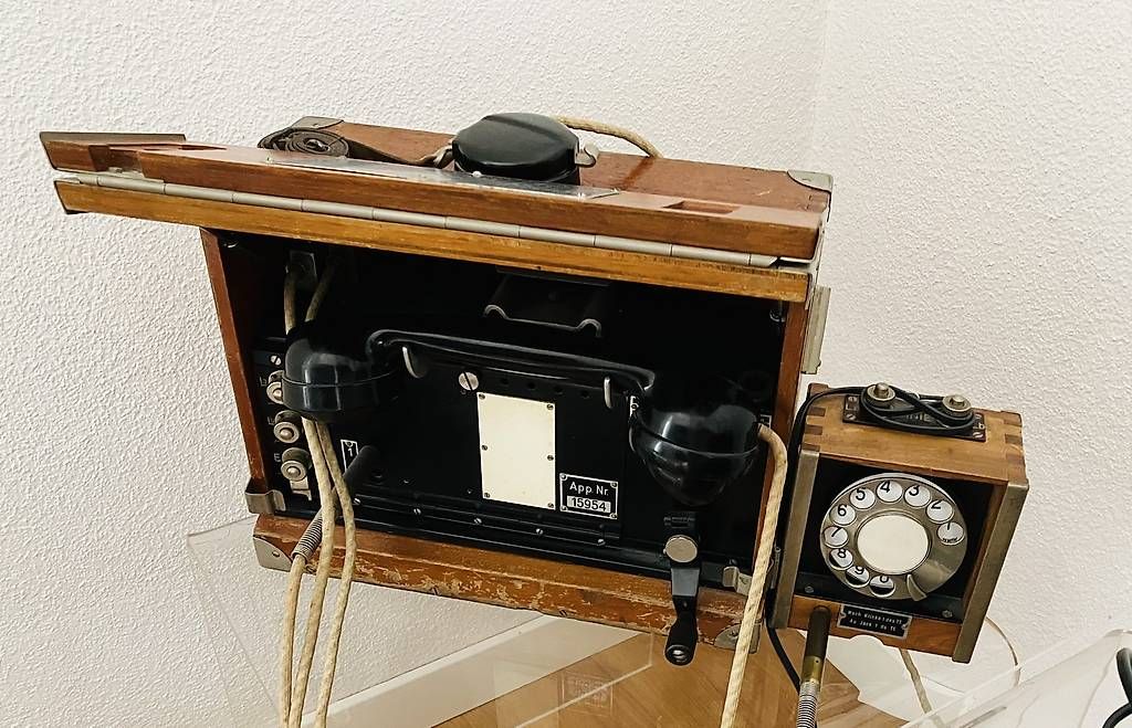 Telefoni: Armefeldtelefon – Usato da Aarberg venduto da bba_2y7y