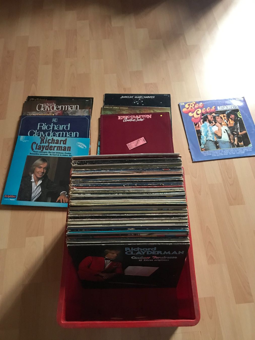 Dischi in vinile: Disques Vinyles 33 tours – Usato da Chézard-St-Martin venduto da Famille.Richard