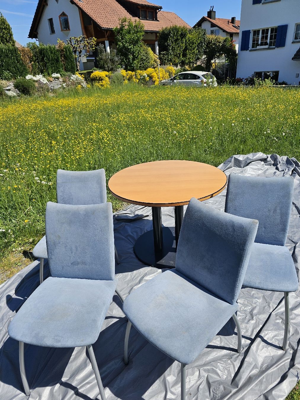 Set di tavolo e panche: Tisch mit vier Stühlen – Usato da Siebnen venduto da Mark_SZ 2