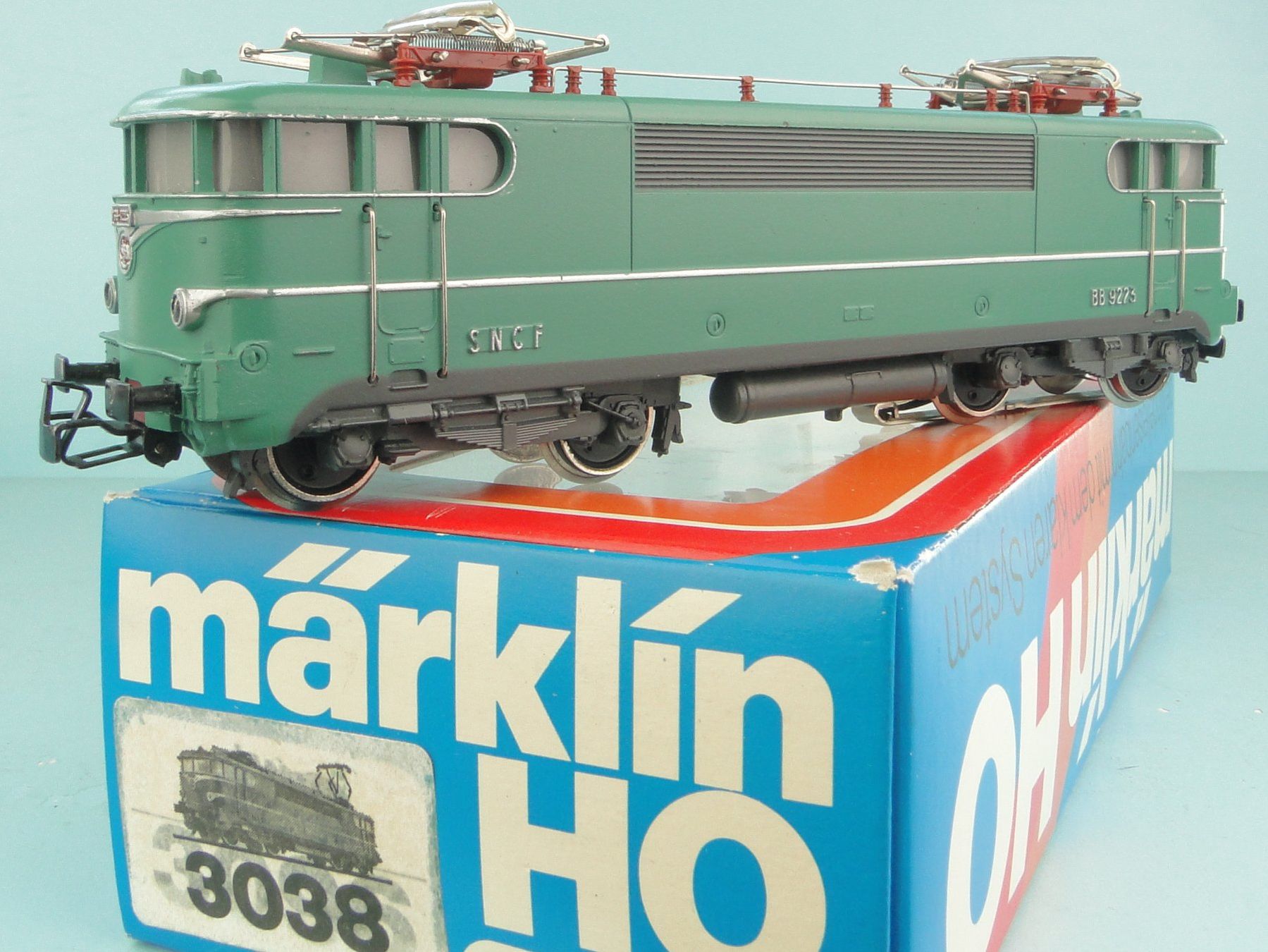 Märklin Trains électriques: Märklin 3038 SNCF BB 9223 – D'occasion à Bülach par cann11