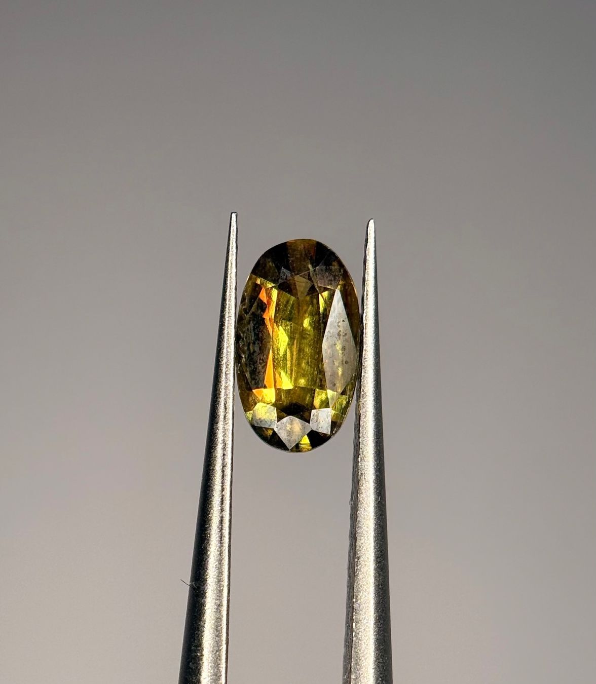 Pietre preziose: Ab 1 Fr. - 0.59 ct Titanit/Sphen Edelstein unbehandelt RAR – Nuovo (secondo la descrizione) da Mauren venduto da LieGems 2