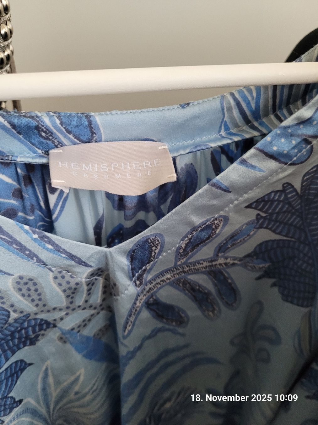 Hemisphere Blusen: Hemisphere Seidenbluse, XL – Gebraucht aus Bünzen von Milly32 5