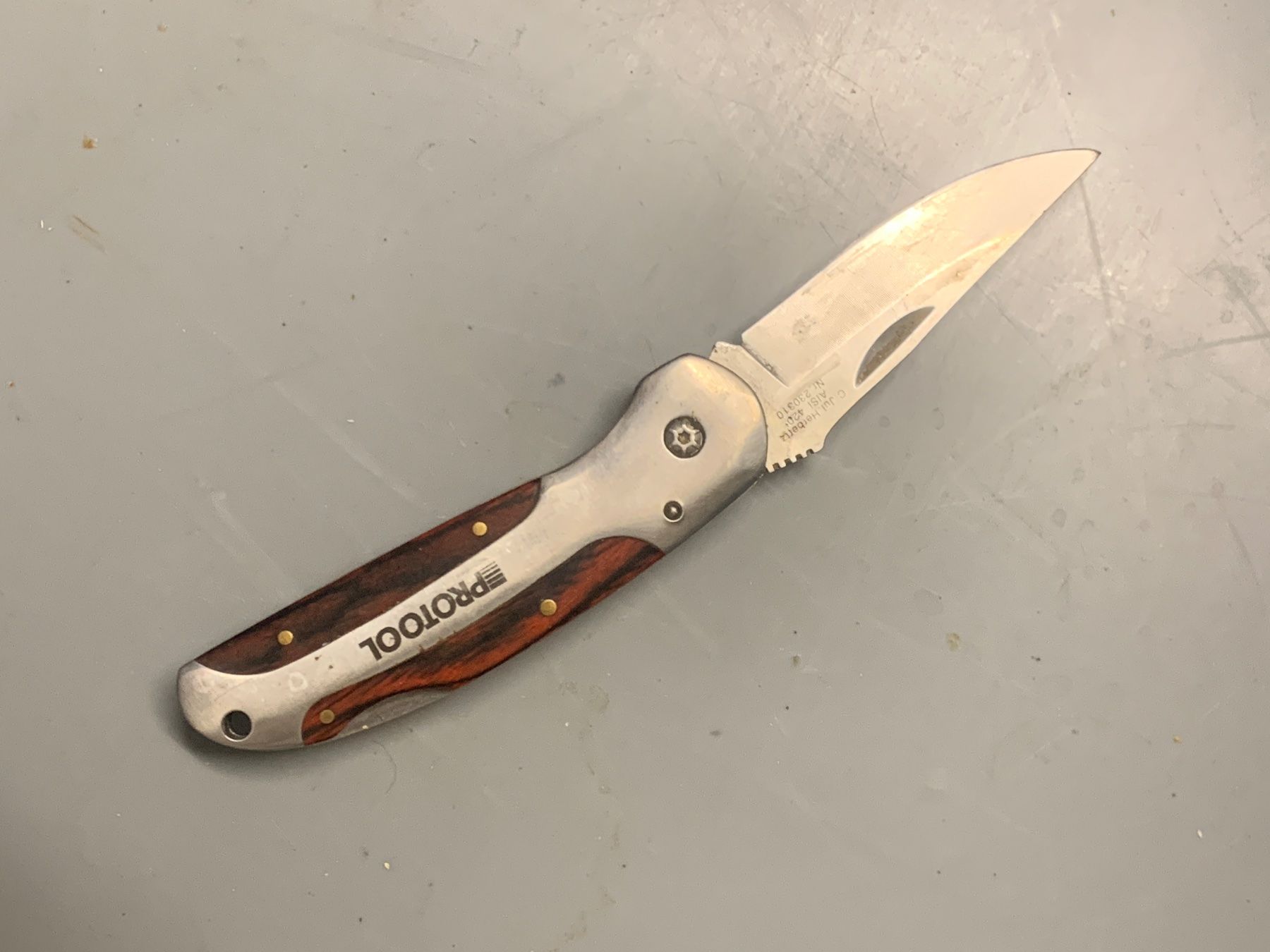 Coltelli tascabile: PROTOOL Taschenmesser mit Holzgriff – Usato da Wildegg venduto da Elefant42