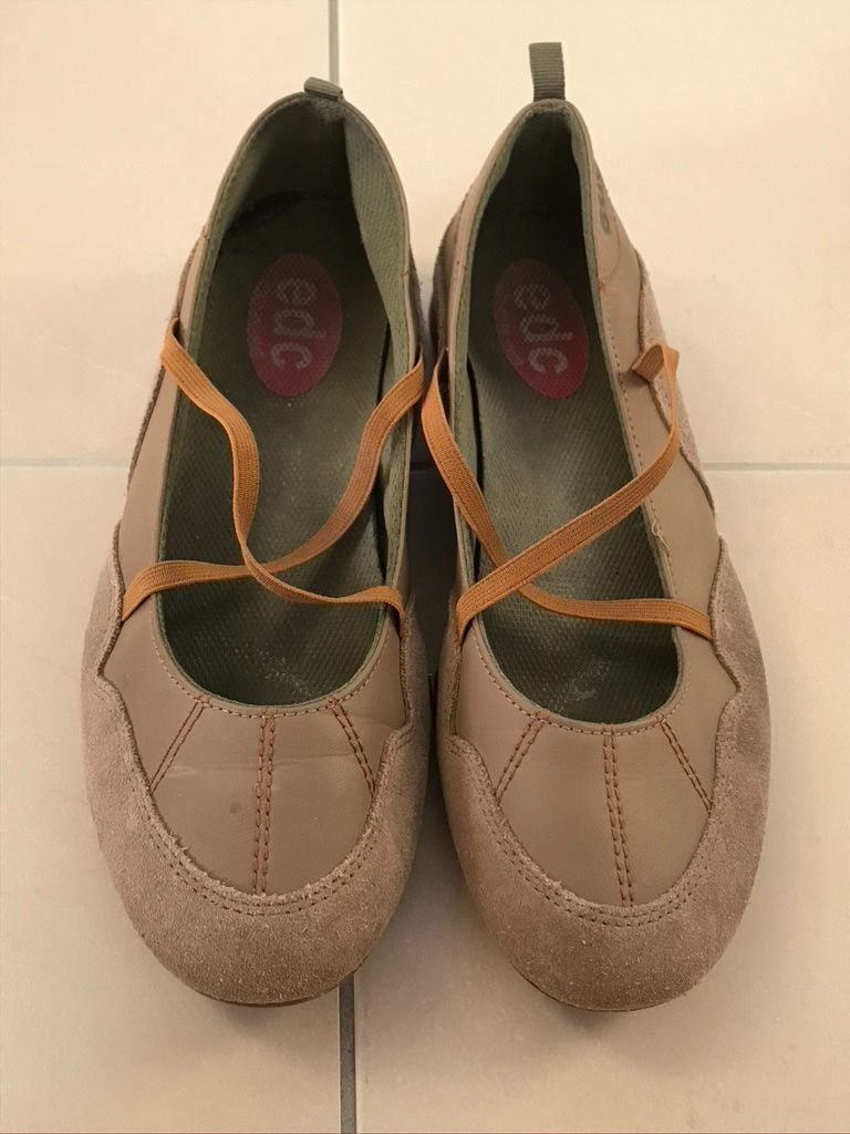 Esprit Scarpe da donna: Chaussures / Schuhen EDC ESPRIT  -  T41 – Usato da Arzier-Le Muids venduto da WinT078