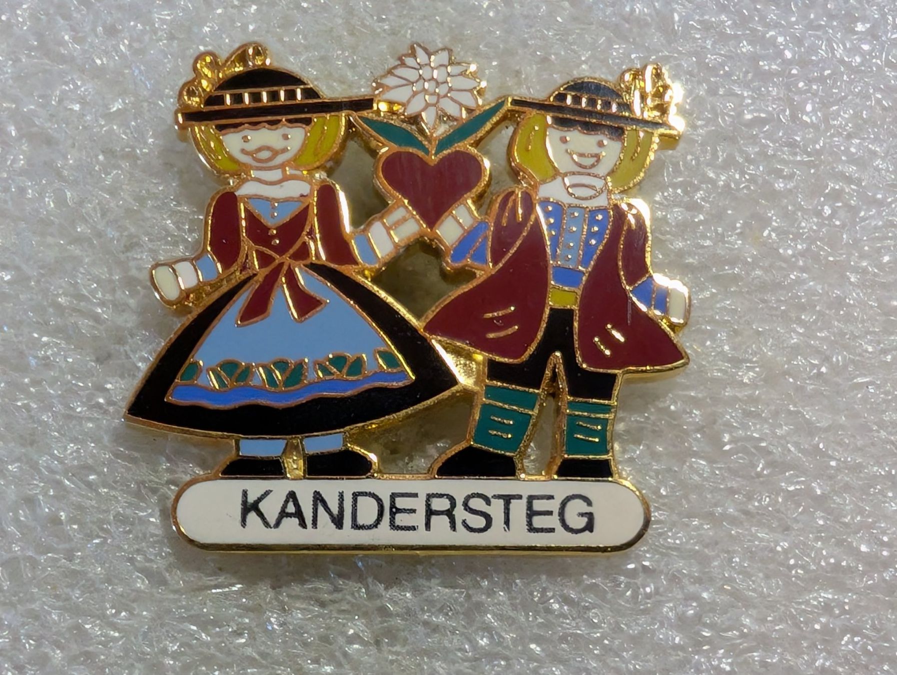 Placchette & Badge: Ansteckpin 175: Kandersteg – Usato da Oppligen venduto da Pin-Fall-Shop