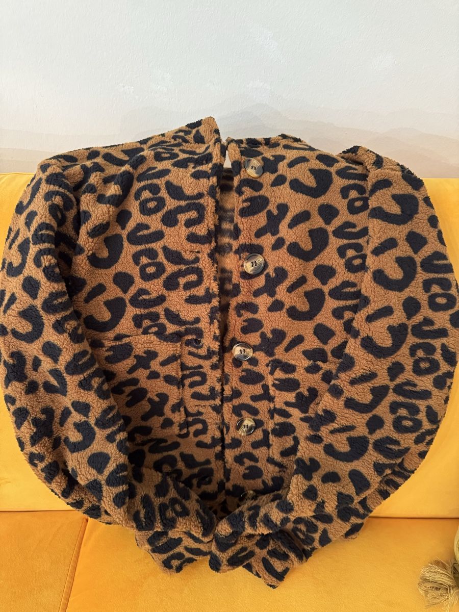 Giacche: Flauschige Leopardenjacke – Nuovo e nell'imballaggio originale da Winterthur venduto da julia.hofer
