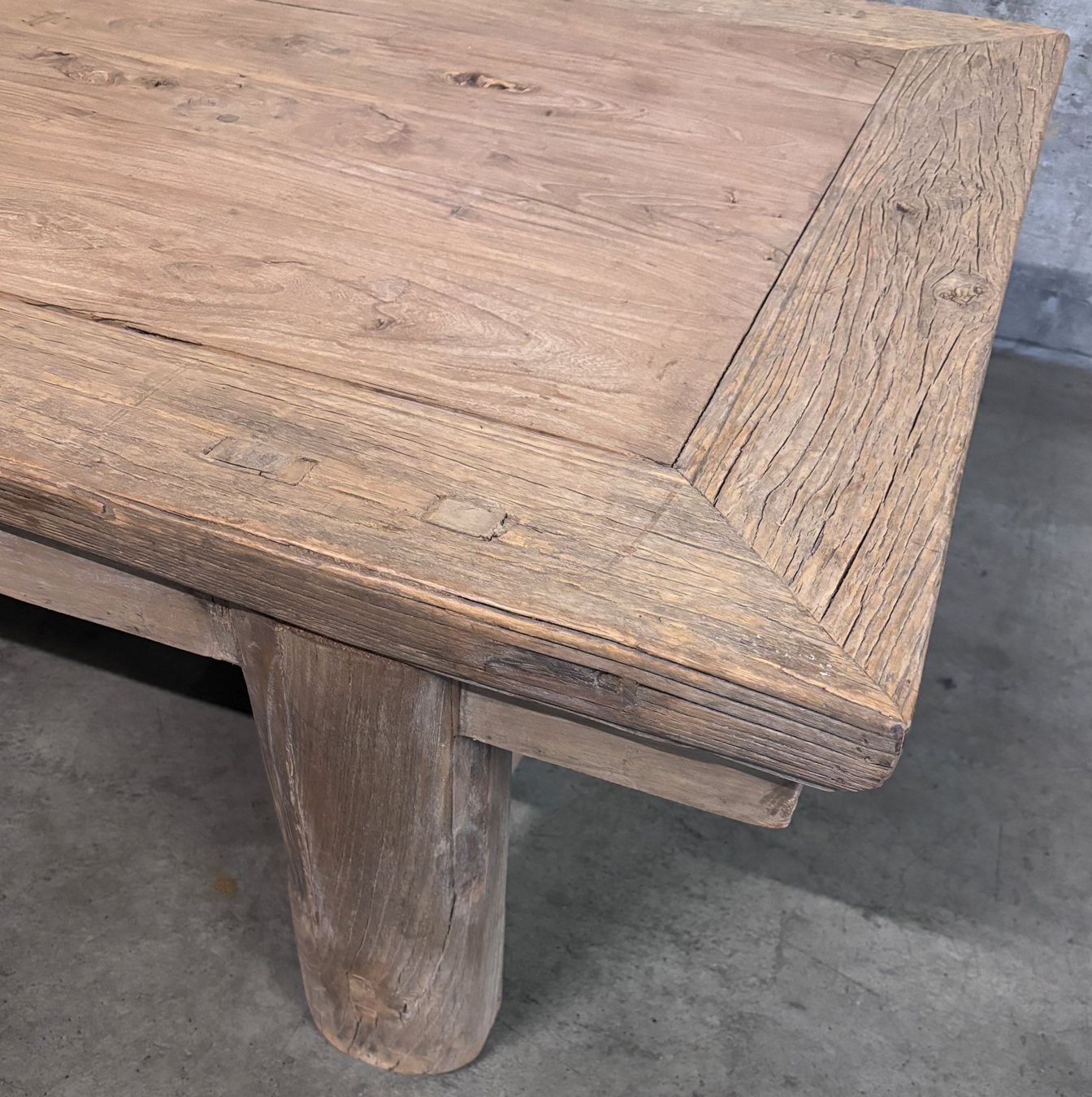 Tables: grosser, rustikaler Saltontisch – Neuf (Voir description) à Chur par elifornico 2
