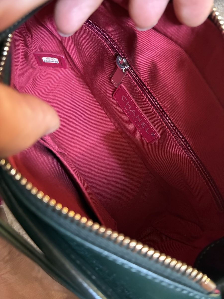 Chanel Borse da donna: Sac Chanel Gabrielle petit modèle en cuir – Nuovo (secondo la descrizione) da Lausanne venduto da PEX_Import 6