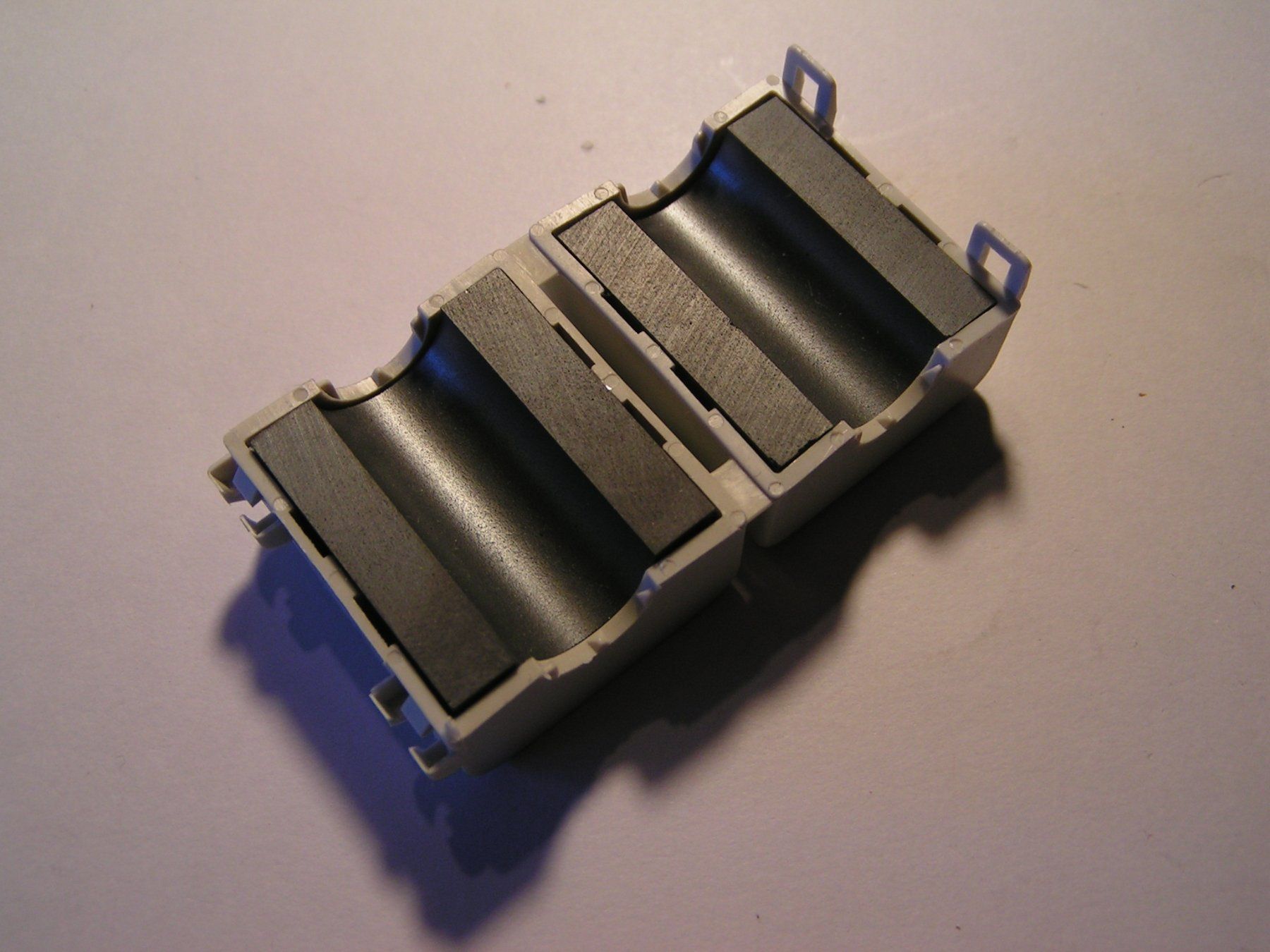 Componenti elettronici: Klapp-Ferrit  SFC-10   149Ohm @ 25MHz – Nuovo e nell'imballaggio originale da Nussbaumen AG venduto da Muerik