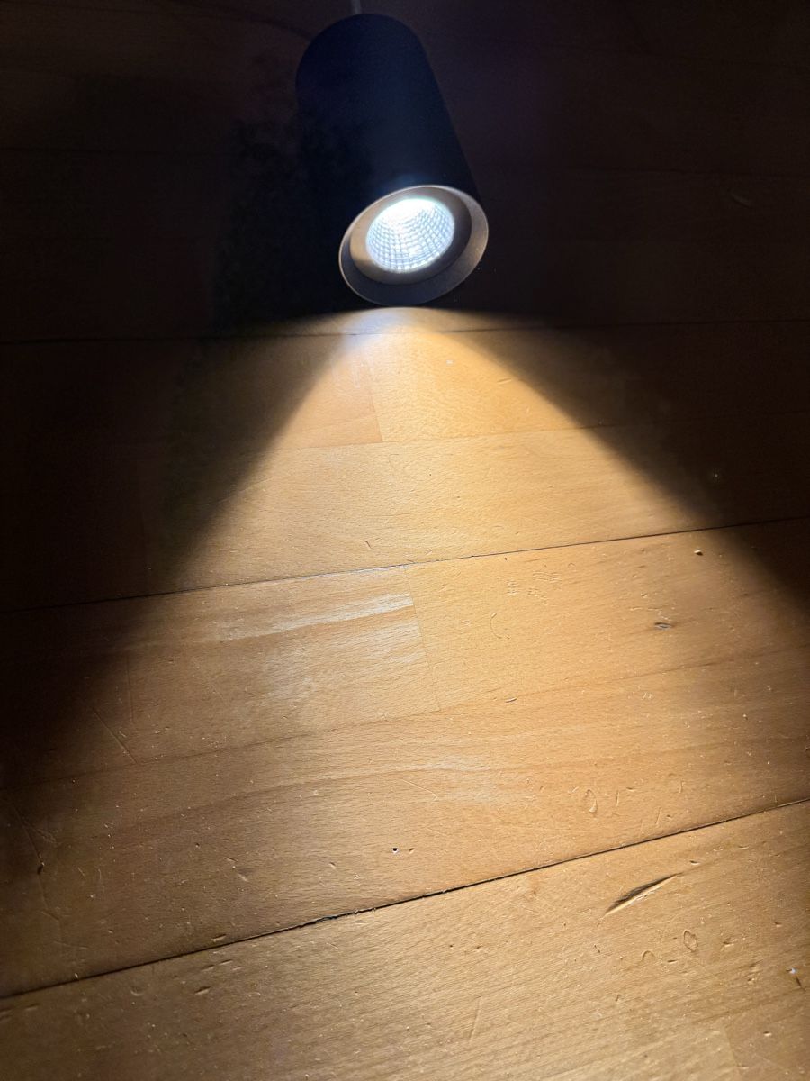 Lampen: LED Strahler, super stark, Wasser-resistent – Gebraucht aus Zürich von Tralalaln 1