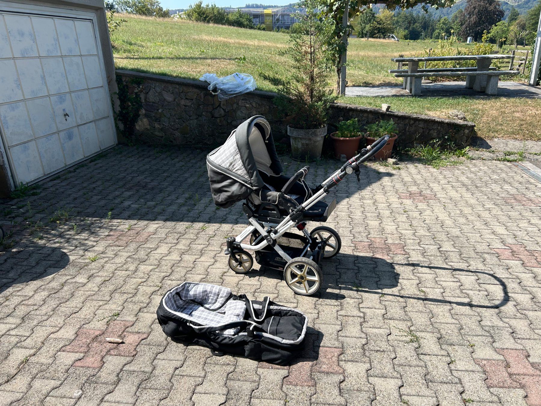 Hartan Kinderwagen: Kinderwagen – Gebraucht aus Würenlos von skress