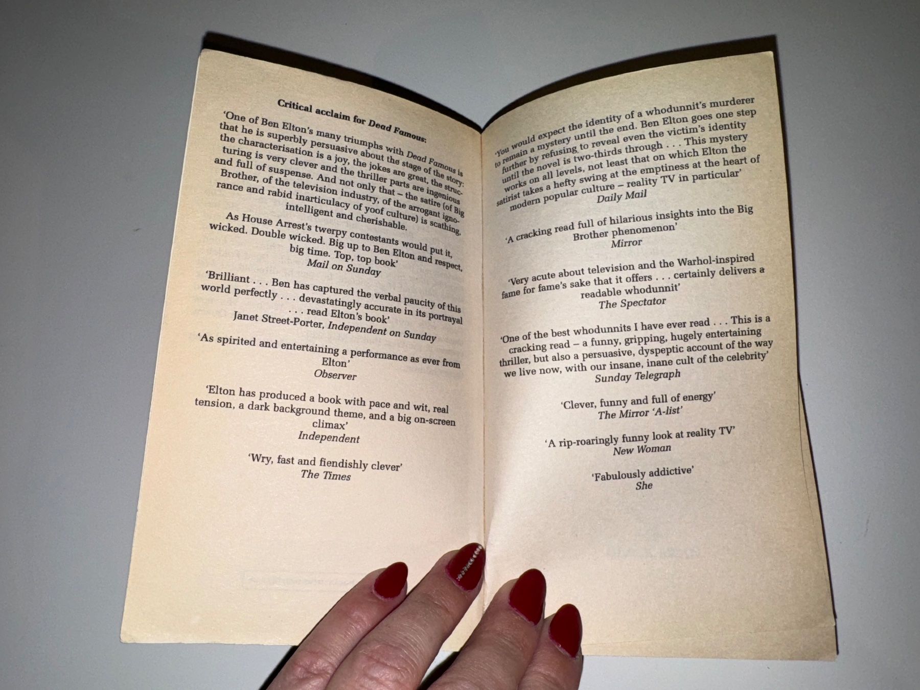 Libri: NOVEL: Ben Elton, Dead Famous – Usato da Grosswangen venduto da English_books 3