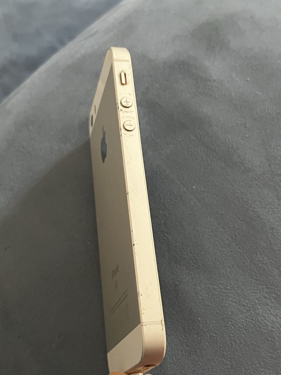 Apple Portables: Apple iPhone SE 1st Generation Weiß  – D'occasion à Sonceboz-Sombeval par mis_x6t2 4
