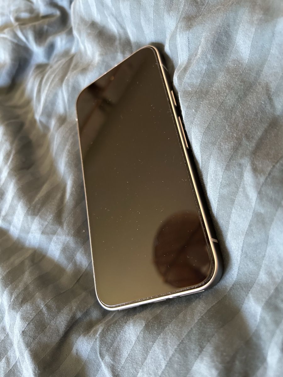 Google Telefoni cellulari / Smartphones: Pixel 9a mit Hülle und Displayschutz – Nuovo (secondo la descrizione) da Kilchberg ZH venduto da ariava 1
