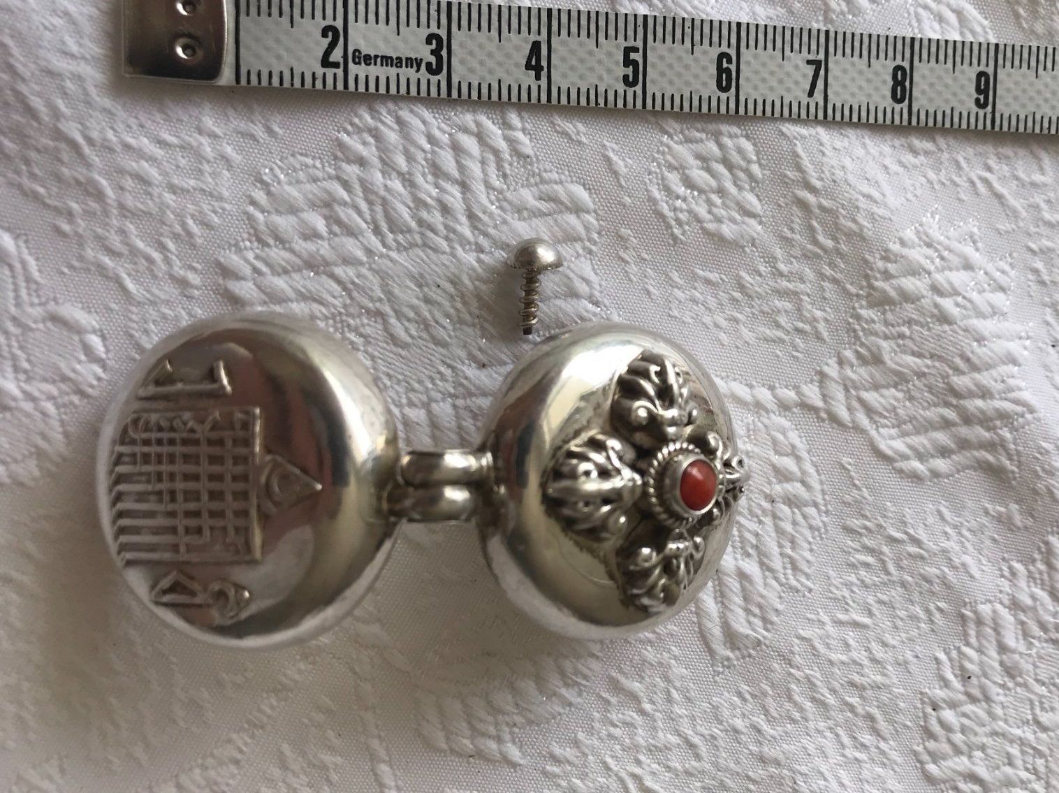 Ciondoli: Anhänger mit Dose aus Lhasa/Tibet – Usato da Uster venduto da Schangnau87 4