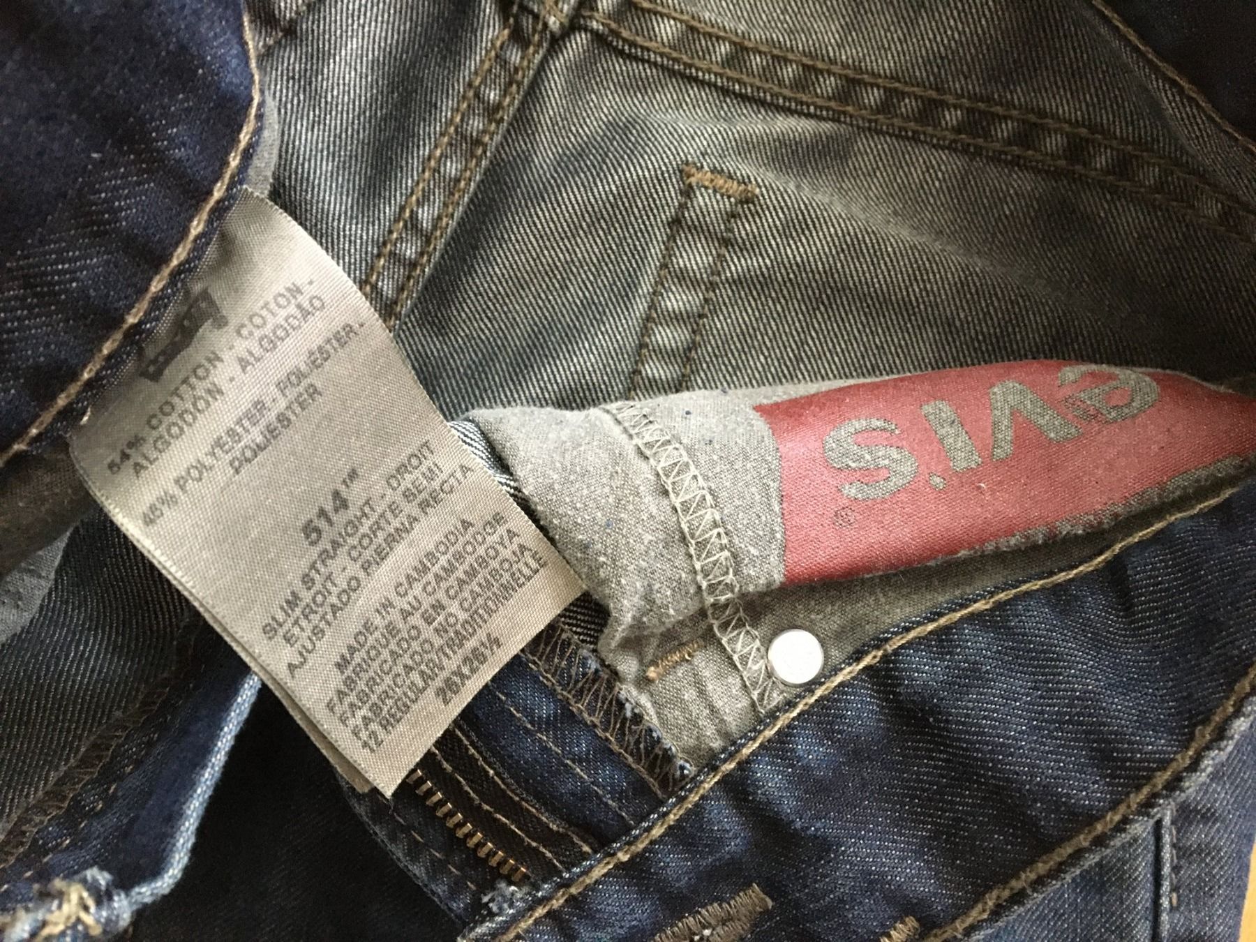 Levi's Pantaloni: Levi's 514 Slim Straight Jeans – Nuovo (secondo la descrizione) da Basel venduto da Nofretete39 3