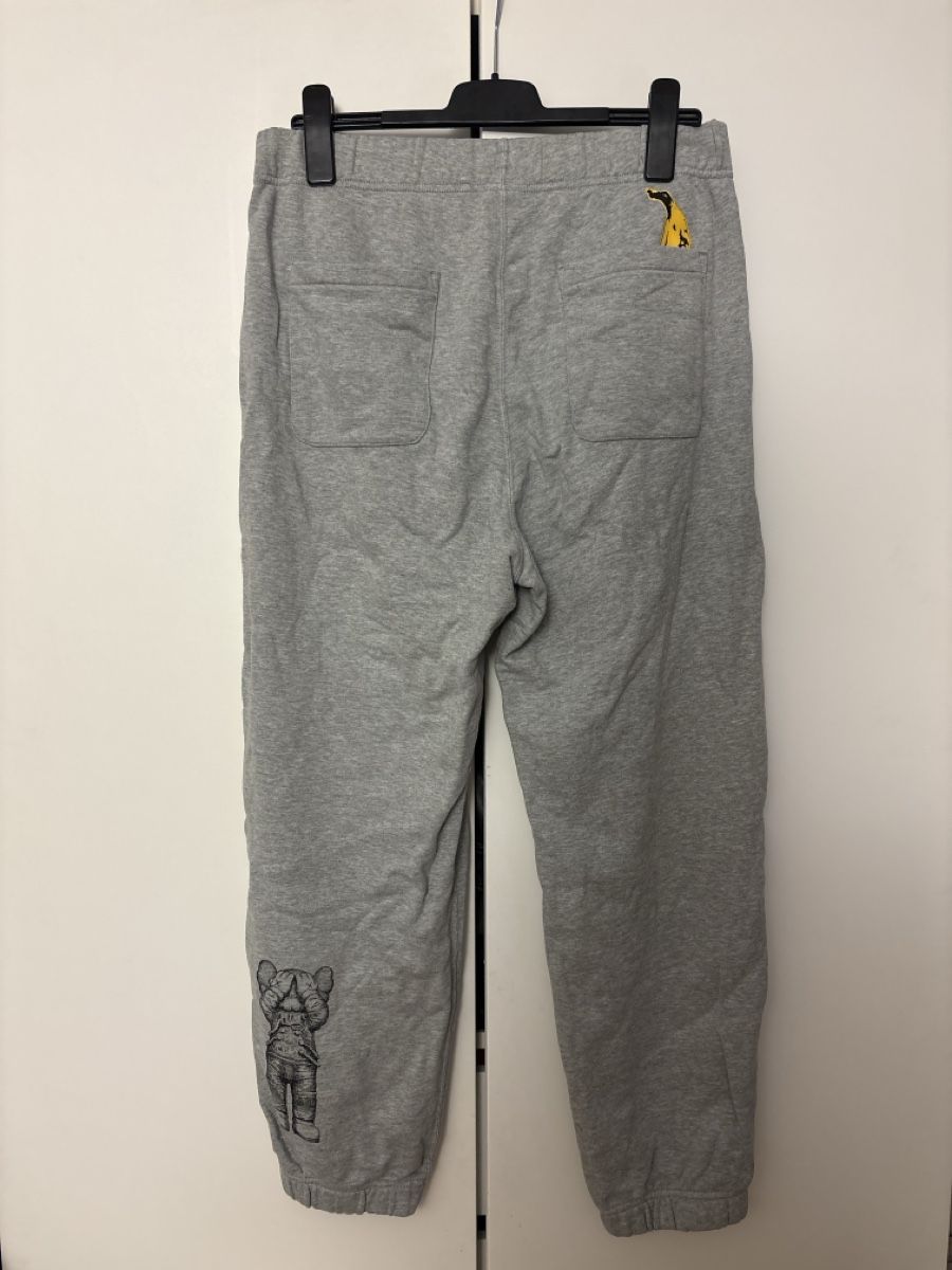 Uniqlo Pantaloni: Kaws Warhol (Uniqlo) – Nuovo (secondo la descrizione) da Chêne-Bougeries venduto da alm_8rfx 1
