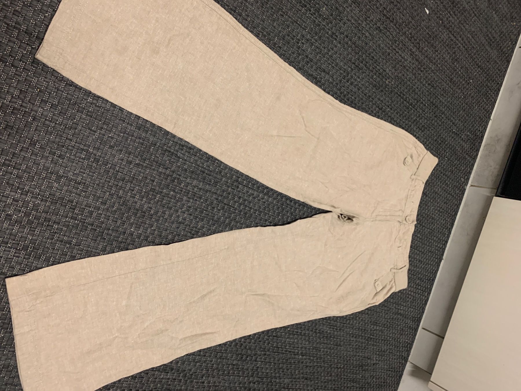 Pantaloni: Sommerhose beige gr 40/32 – Usato da Bad Zurzach venduto da Cuore34