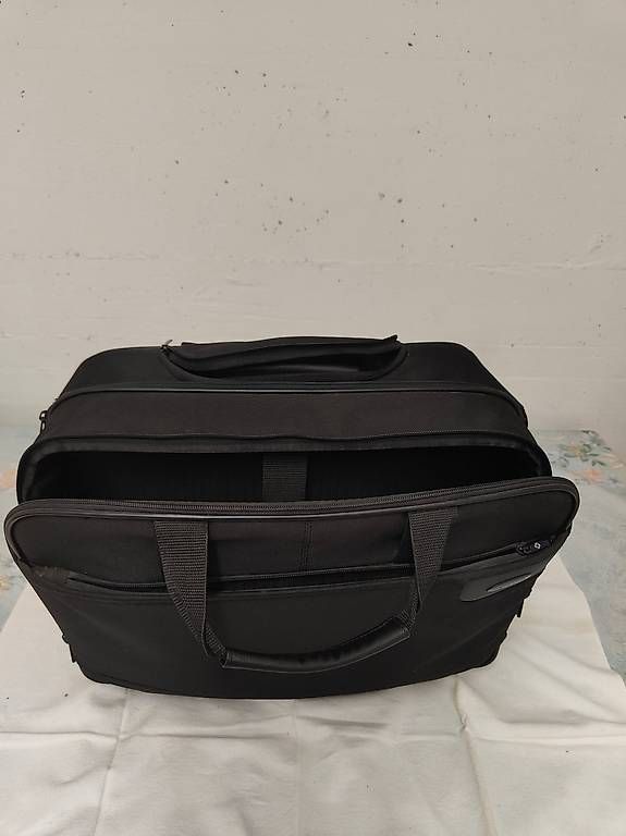 Valigie & Borse: Original Samsonite Trolley mit vielen Fächer mit Laptopfach – Nuovo (secondo la descrizione) da Wetzikon ZH venduto da Matrixx7 2