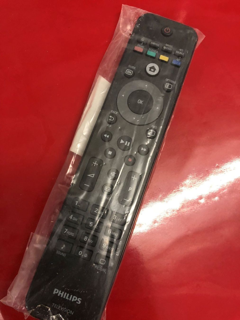 Télécommandes: Philips TV Fernbedienung – Neuf avec emballage d'origine à Birrwil par Bendegriz