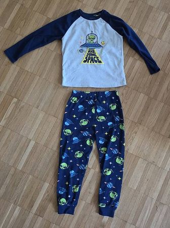 Pyjama Grösse 110-116 (Ausserirdischer)
