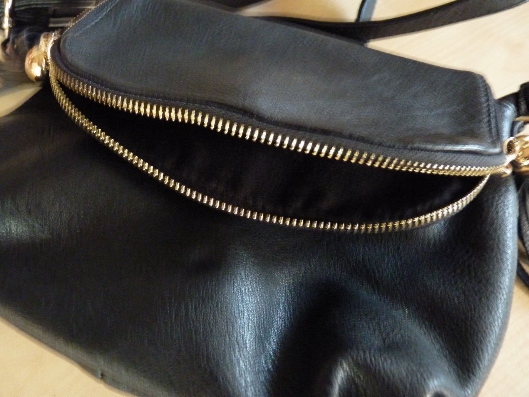 Borse da donna: neue Handtasche in Schwarz mit Zotteln – Nuovo (secondo la descrizione) da Muttenz venduto da pixopus 6