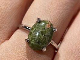 100 % echter Unakit-Ring – Edelsteinring