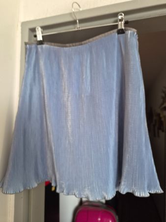 Armani wunderschöner Jupe ital. Gr. 42
