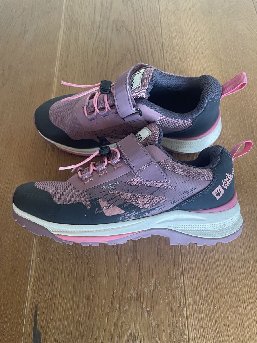 Jack Wolfskin Schuhe für Mädchen: Trekkingschuhe / Wanderschuhe – Gebraucht aus Aarwangen von erd_ngx8