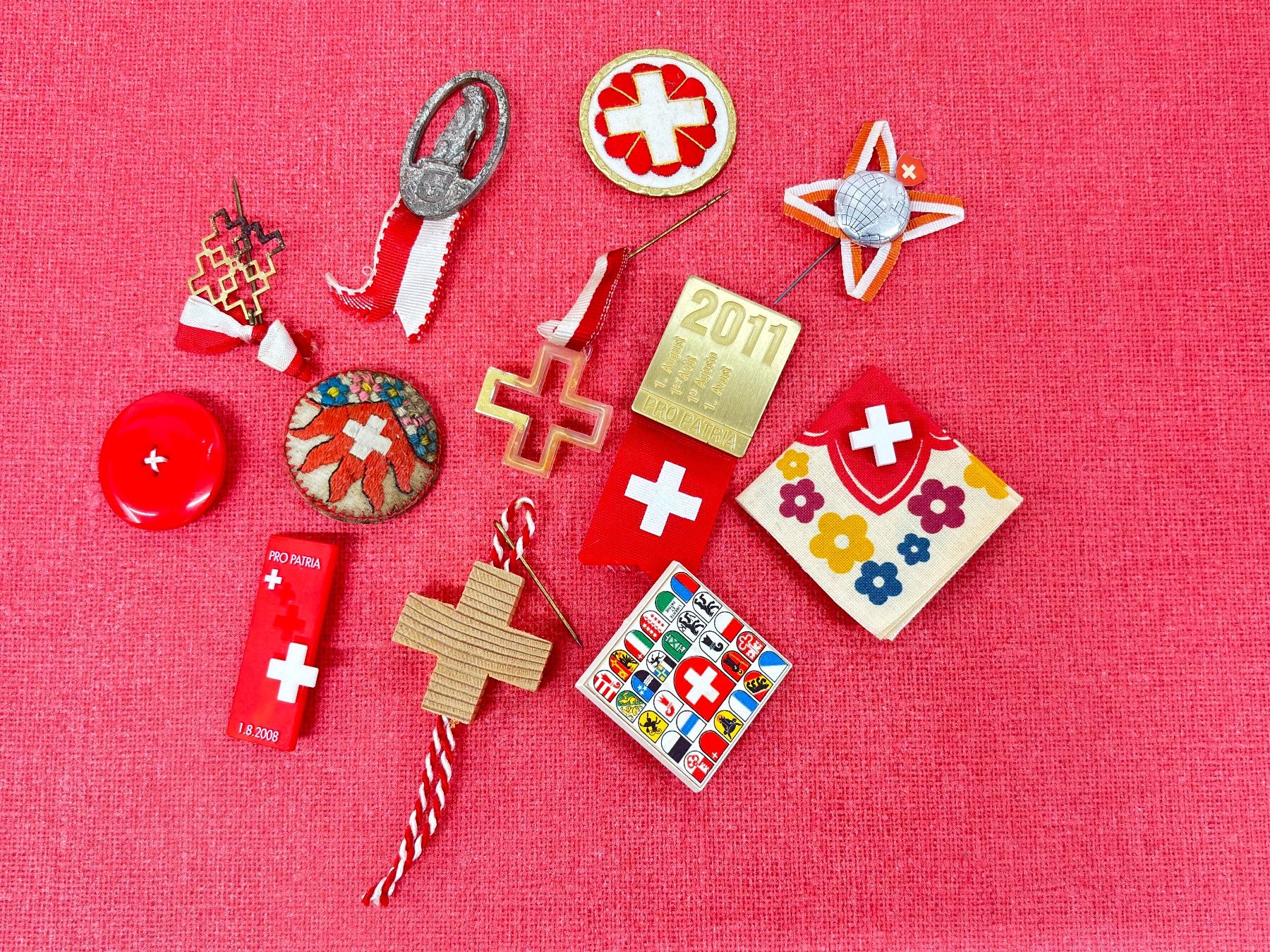Placchette & Badge: 1 August- Abzeichen LOT / TOP – Usato da Ormalingen venduto da digital09 1