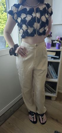 Chic Summer Outfit: Rose Appliqué Crop Top &  Trousers 